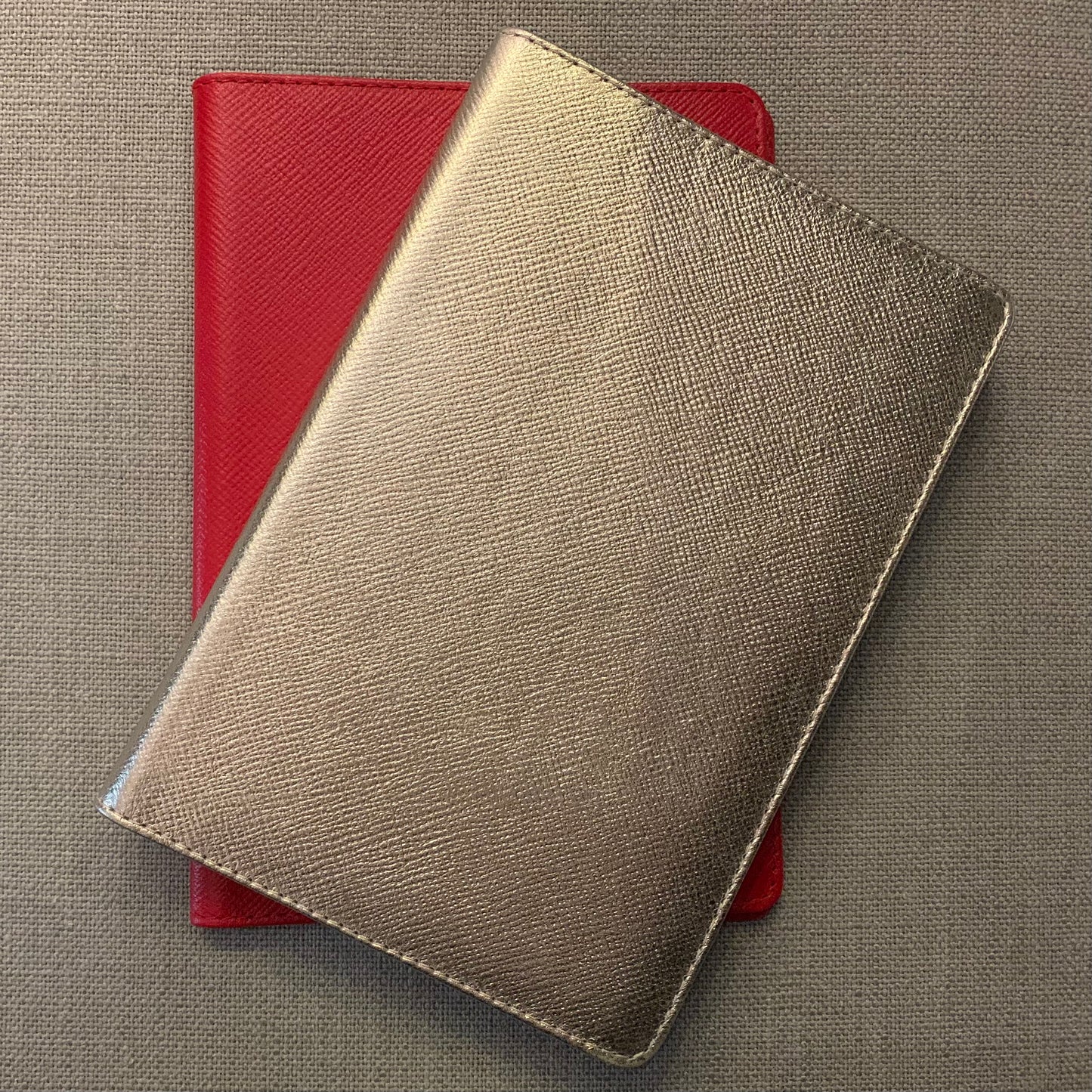 Leather Notebook | 8x6" | Refillable Journal | Crossgrain Leather | Silk Pockets