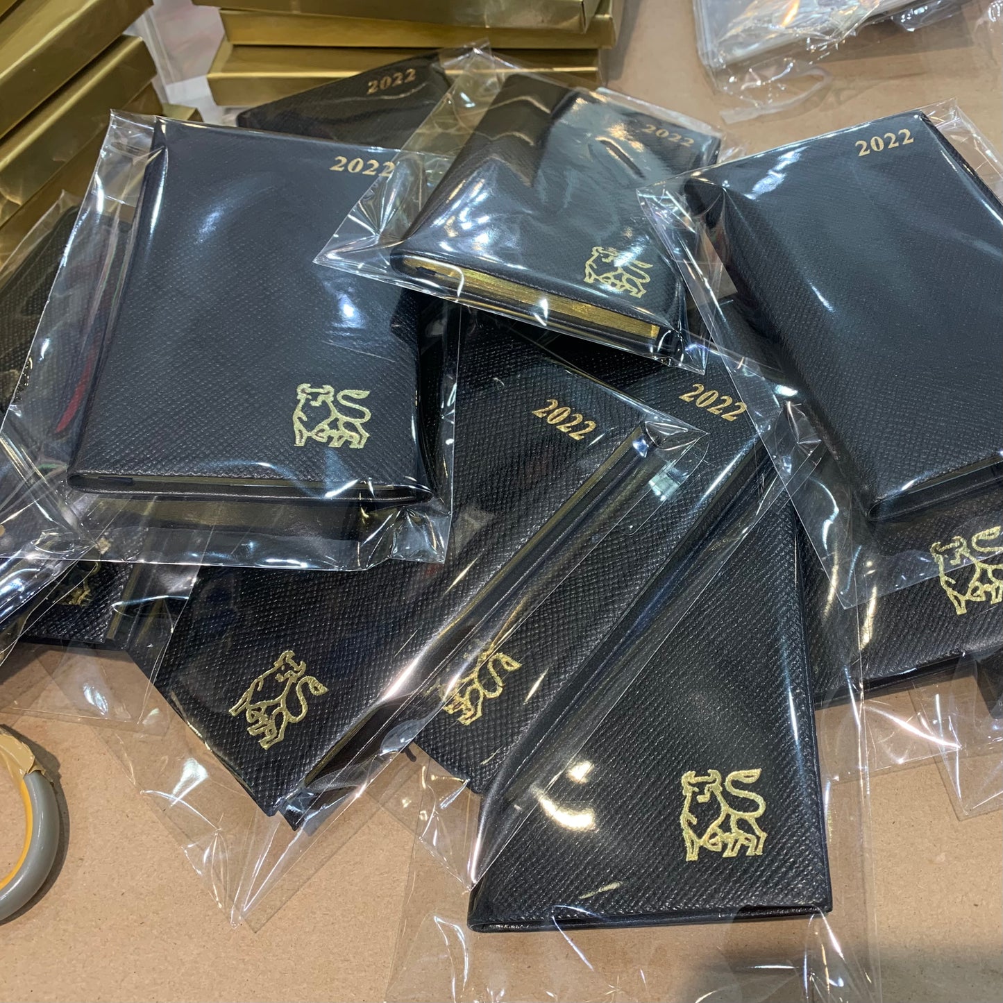 1 MERRILL LYNCH | Gift Packaging | Charing Cross Leather Diary