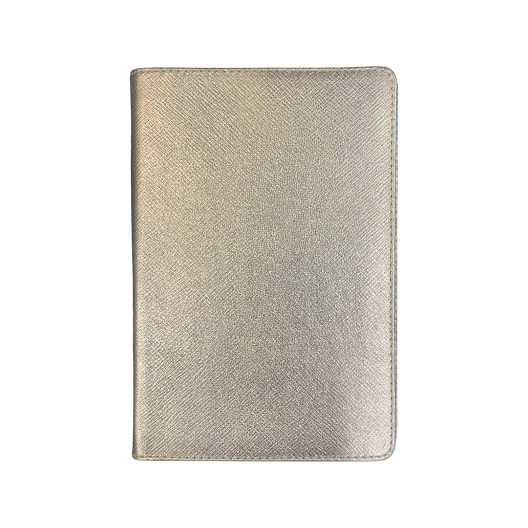 Leather Notebook | 8x6" | Refillable Journal | Crossgrain Leather | Silk Pockets